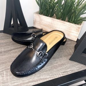 SAKS FIFTH AVENUE MENS SLIP ON MOCCASINS